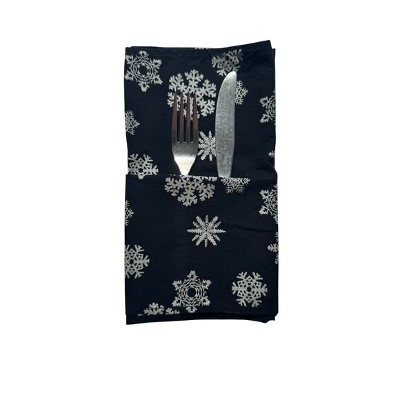 Crate & Barrel Winter Night Placemats Napkins Set of 8 Black & Silver Snowflake - Picture 4 of 8